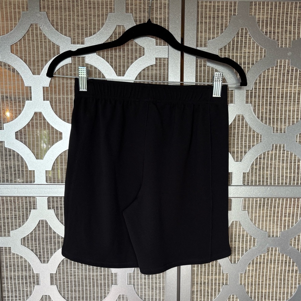 LANDS’ END Classic Black Women's Shorts